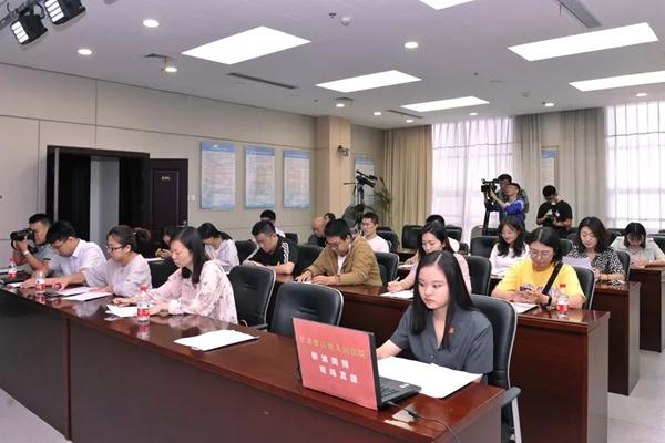 智珠在握也是猪，始信人蠢布药医打一正确生肖详细解答、解释与落实、实证解答解释落实